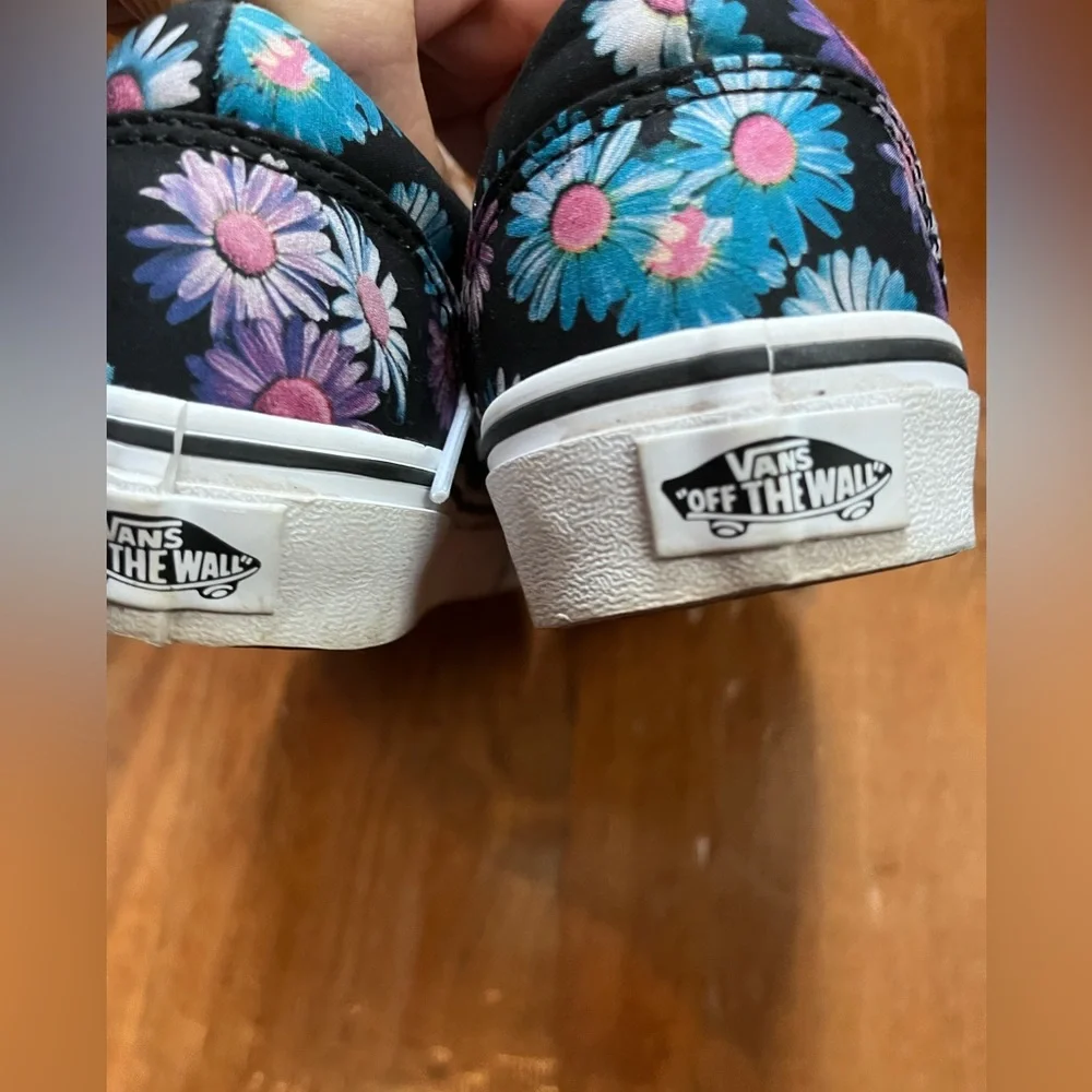 Low top floral Vans